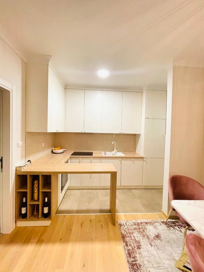 Stan na dan Apartman Purple Apartment Banja Luka Bagian luar foto