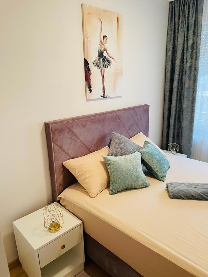 Stan na dan Apartman Purple Apartment Banja Luka Bagian luar foto