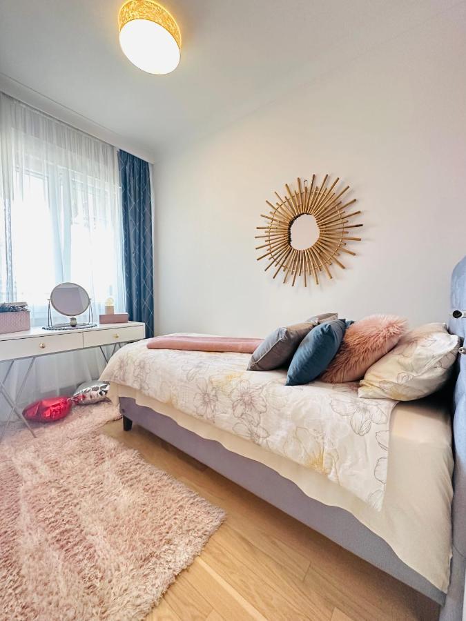 Stan na dan Apartman Purple Apartment Banja Luka Bagian luar foto